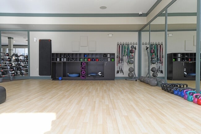 Yoga Studio - Pine Street Flats