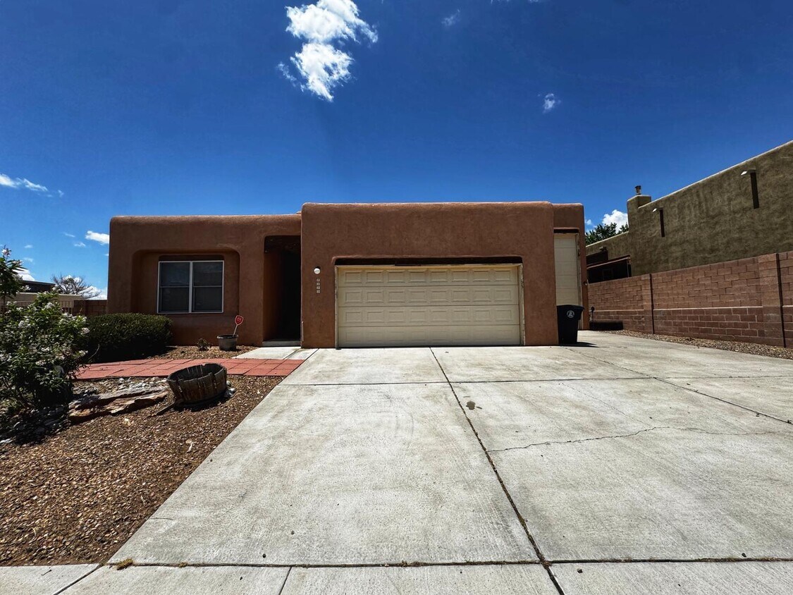 Primary Photo - 2019 Selway Pl NW