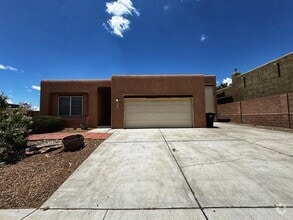 Building Photo - 2019 Selway Pl NW