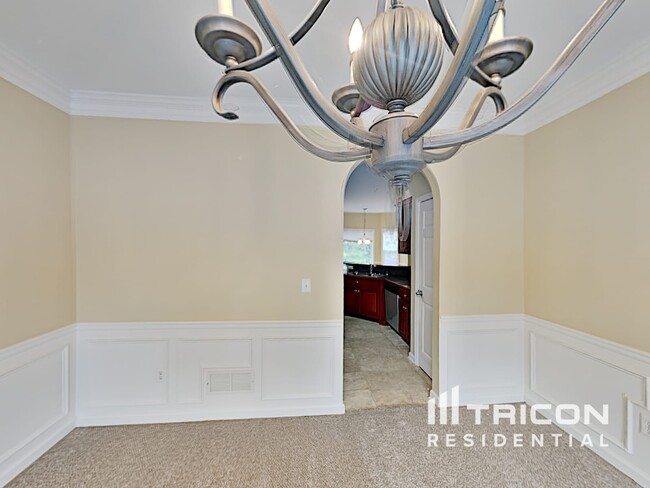 Building Photo - 5156 Heritage Oaks Ct