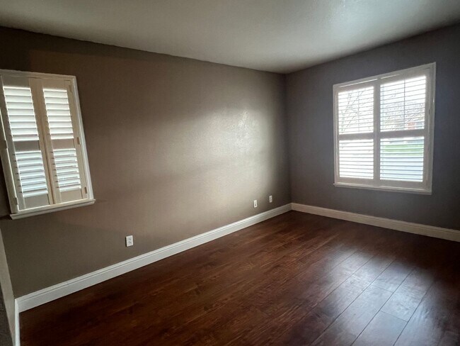 Foto del edificio - 1462 Antioch Ct