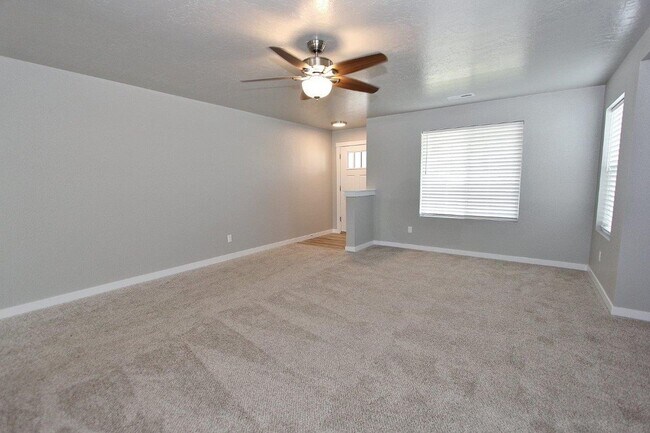 Foto del edificio - Immaculate & Spacious Home in West Meridian