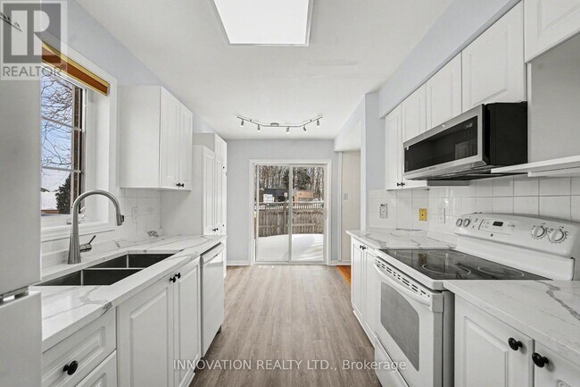 Building Photo - 70 Cohen Ave