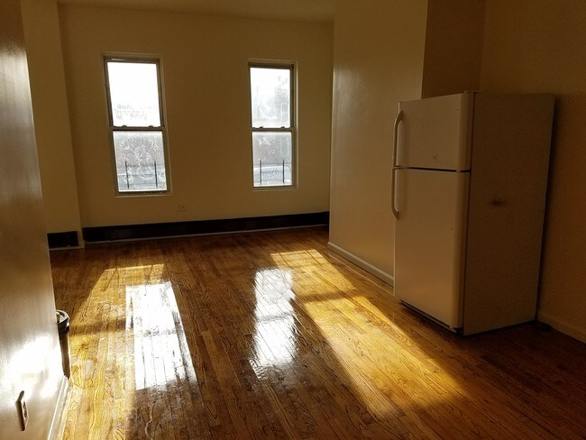 Foto del edificio - 2125 Atlantic Ave