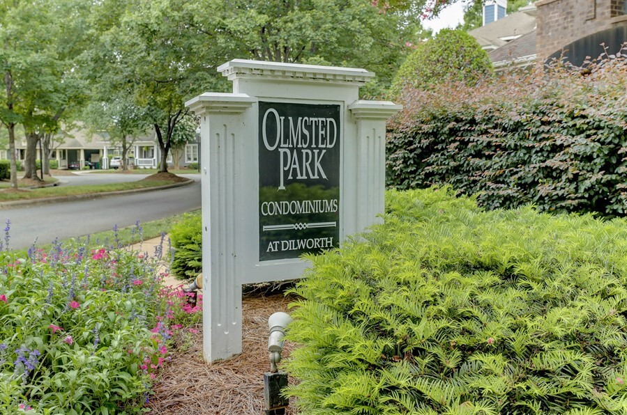 Primary Photo - Fantastic 2 Bedroom Condo in the Heart of ...