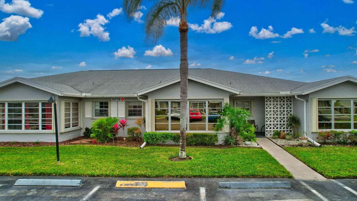 Foto principal - 14716 Canalview Dr