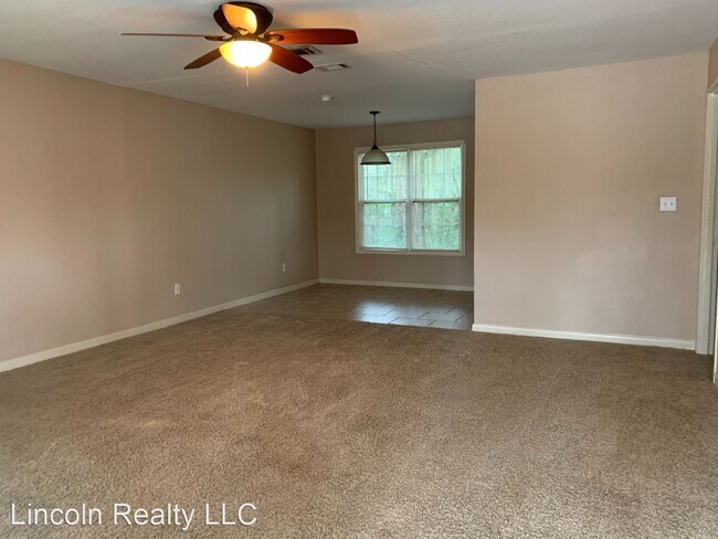 Building Photo - 3 br, 1 bath House - 1214 Melissa Drive