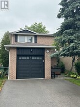 Building Photo - 7025 Hickling Crescent