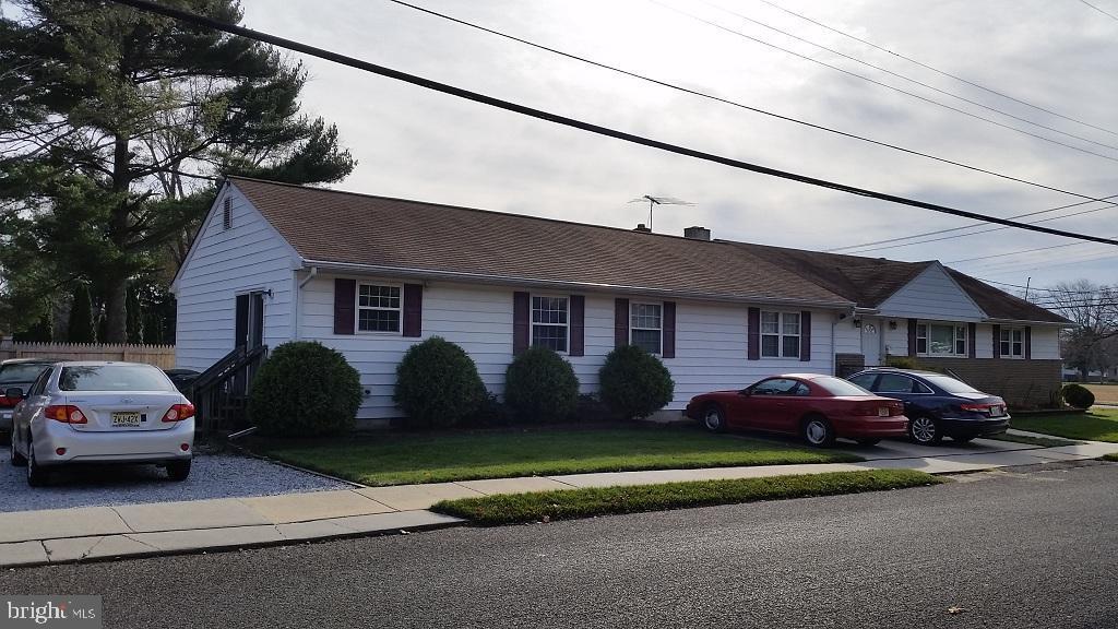 Primary Photo - 123 Harvard Rd S