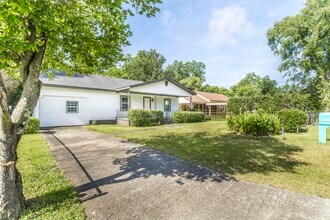Building Photo - 1140 Schley St