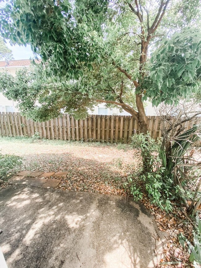 Foto del edificio - Fort Walton Townhome Available!!! 2bd/2.5bth