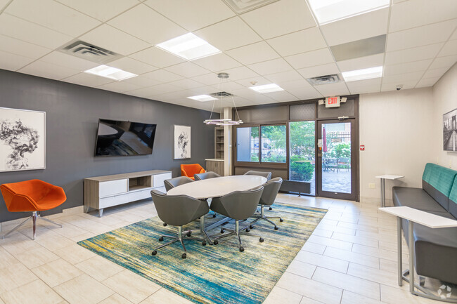 Conference Room - Rivergate Apartments