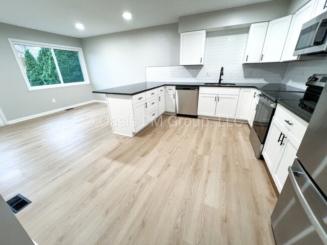 Foto del edificio - 3372 Willington Dr