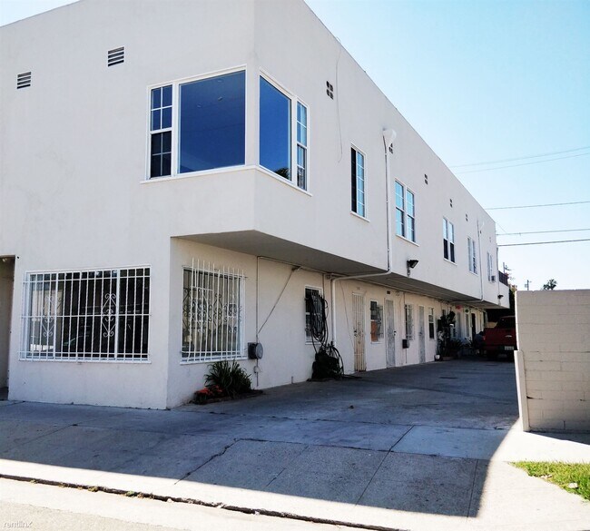 Foto del edificio - 5350 San Vicente Blvd