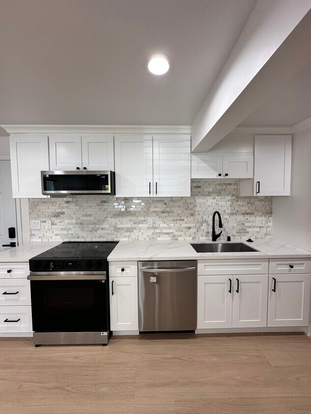 Foto principal - 1039 Mound St