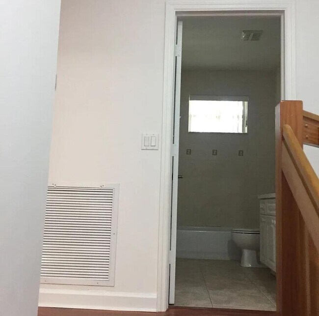 Building Photo - 1367 Periwinkle Pl