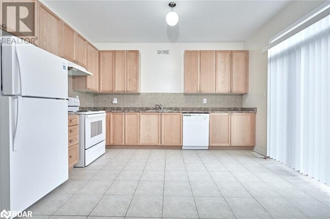 Building Photo - 32 Legion Way