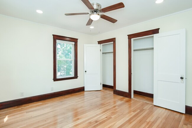Building Photo - 87 Fuller St