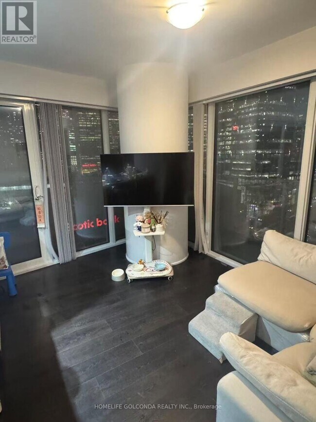 Photo du bâtiment - 88 Harbour St