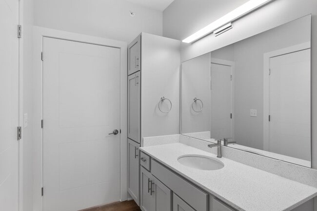 Interior Photo - Windsor Hills