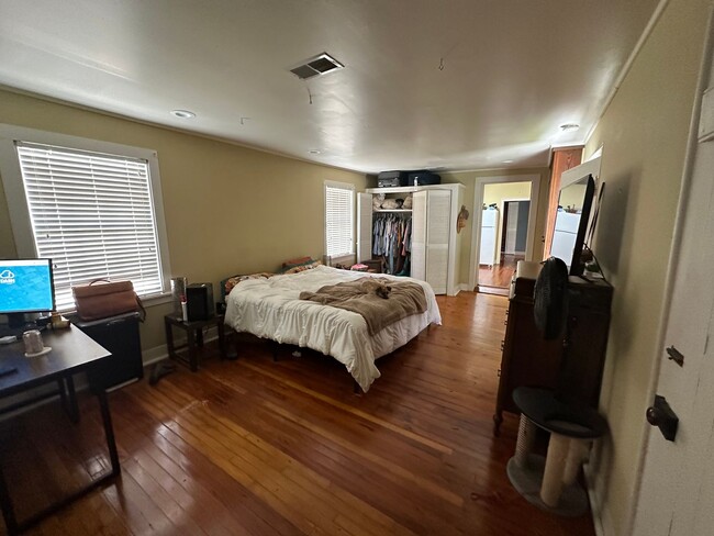 Foto del edificio - ADORABLE DUPLEX IN DOWNTOWN OCEAN SPRINGS
