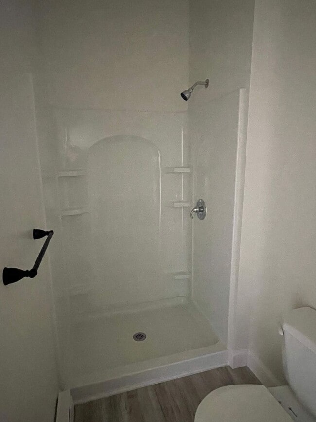 Building Photo - 150 Walnut St