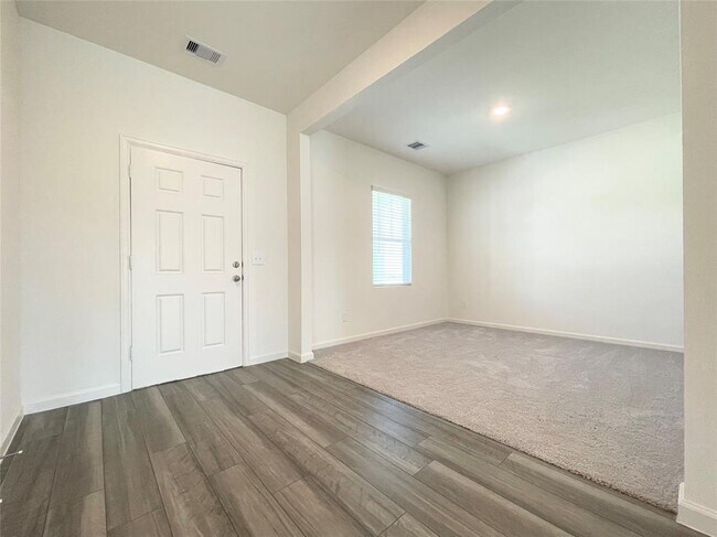 Building Photo - 3973 Fringe Tree Ln