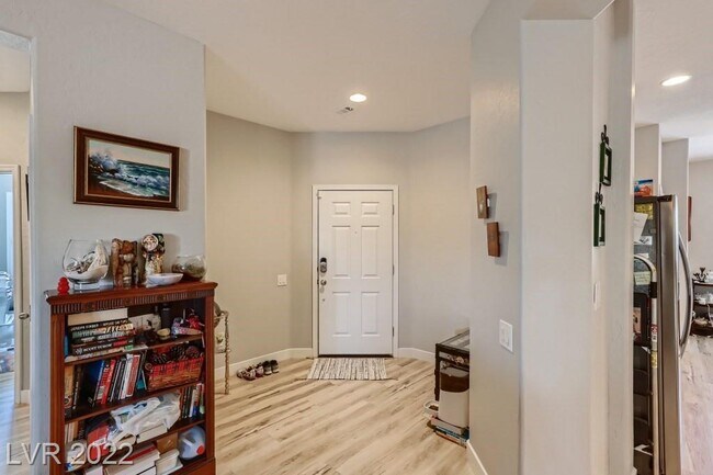 Building Photo - 4104 Sprints Race Ave