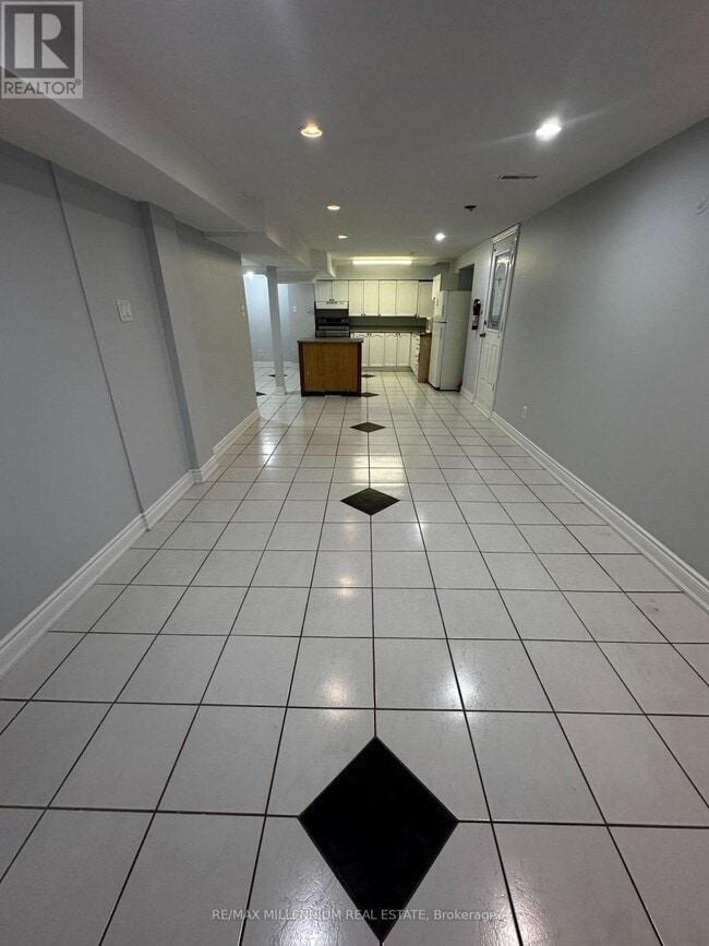 Building Photo - 1433 Daniel Creek Rd