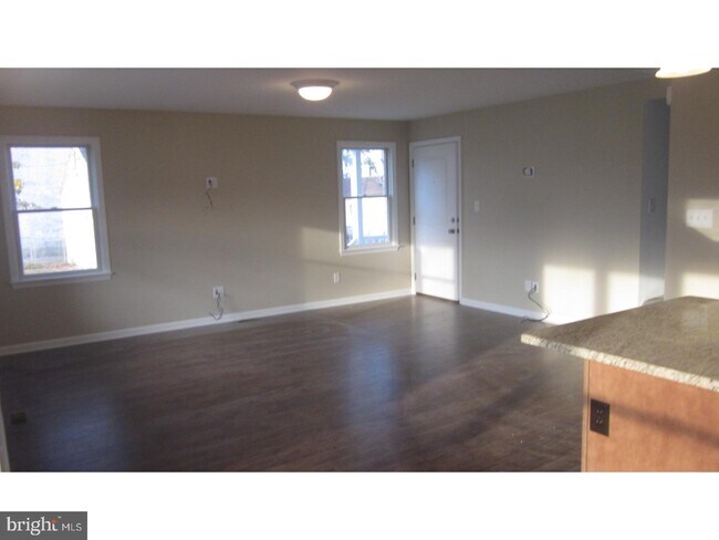 Building Photo - 128 NJ-156