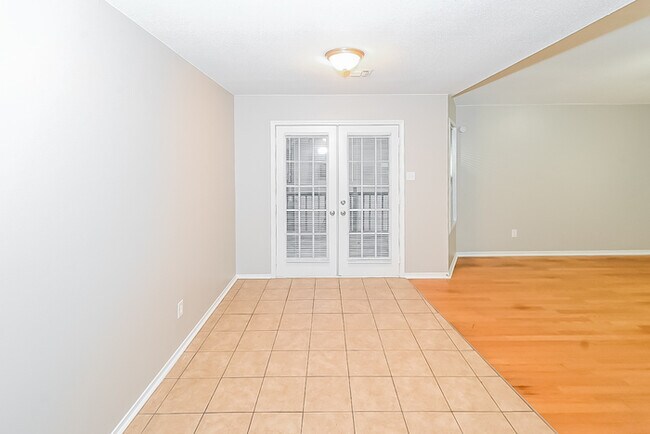 Foto del edificio - 108 Pin Oak Cove