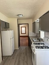 Building Photo - 3422 Davis Ave