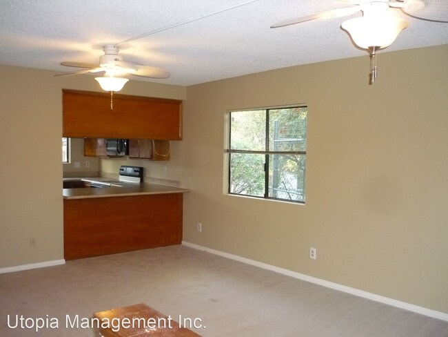 Building Photo - 2 br, 2 bath House - 625 S Fig Street #4