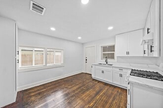 Building Photo - 4208 Delhi St