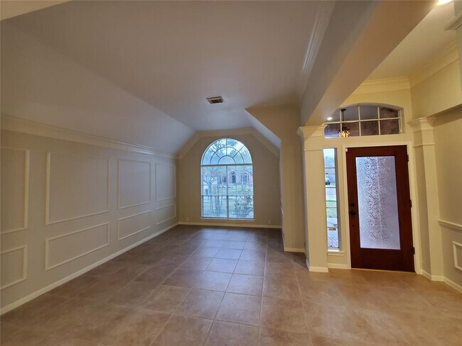 Foto del edificio - 6922 Springcrest Ct