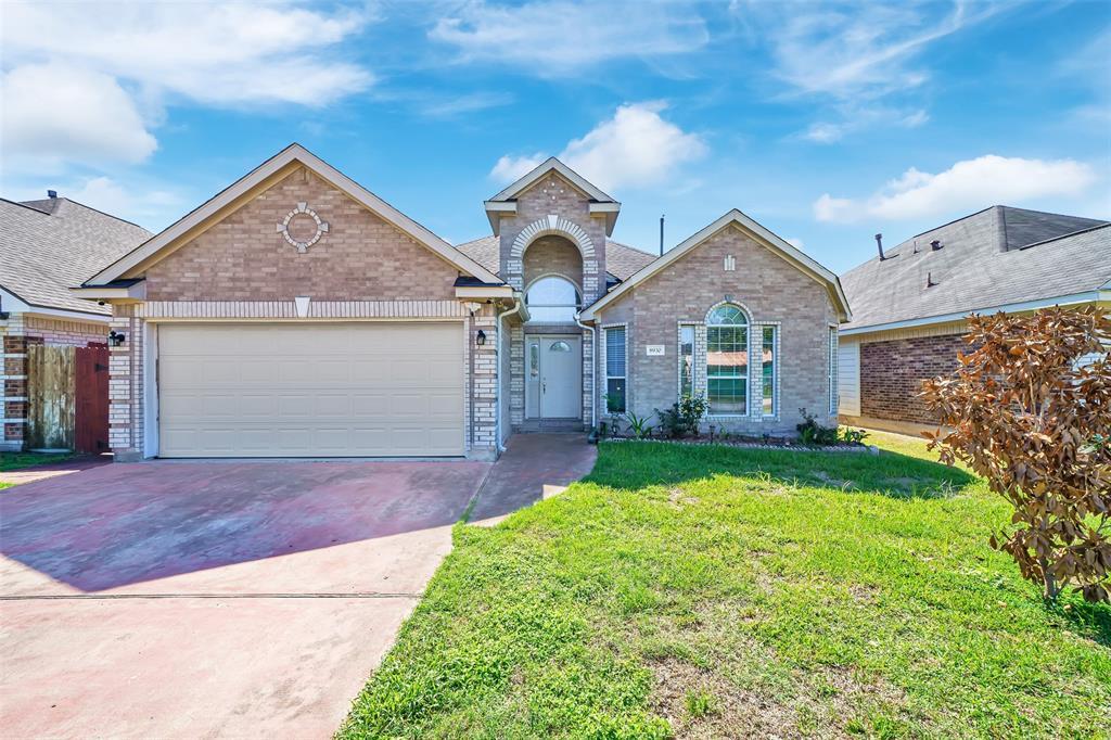 Primary Photo - 8930 Edgebrook Dr