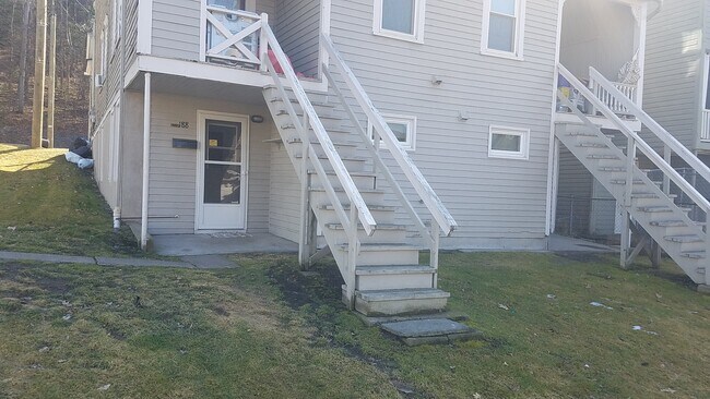 Main View - 188 E Main St