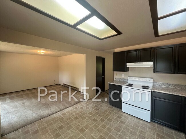Foto del edificio - 12613 80th Ave E