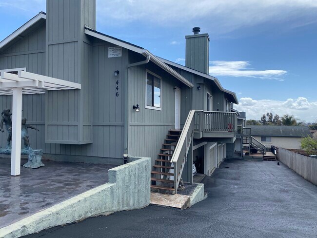 Foto del edificio - 446 Stimson Ave