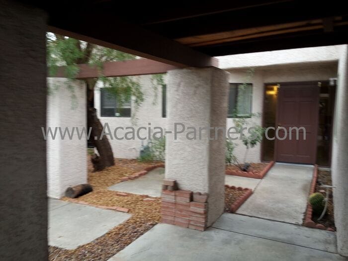 Primary Photo - Gated Winterhaven Townhome