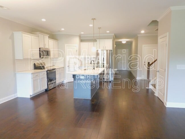 Building Photo - 6826 Magnolia Pk Ct