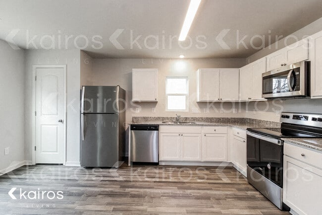 Building Photo - 462 Waterview Ct