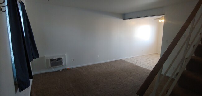 Building Photo - 5511 S Delaware St