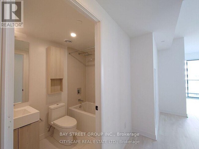 Photo du bâtiment - 35 Rolling Mills Rd