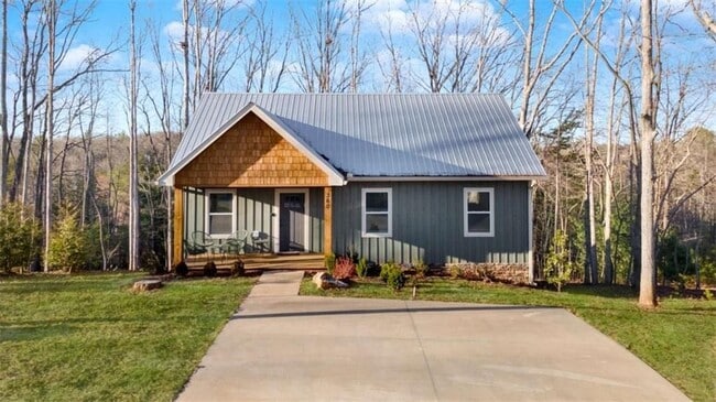 Foto del edificio - 360 Prince Dr