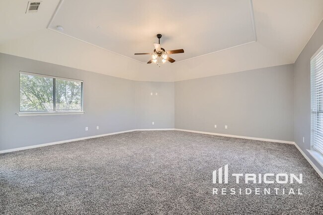 Building Photo - 4110 Coachman Ln