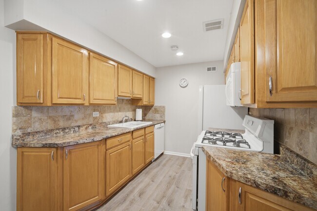 Foto del edificio - 1531 N Windsor Dr