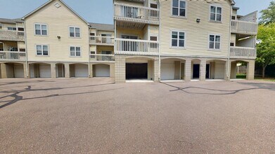 Building Photo - 2201 S Huron Pkwy