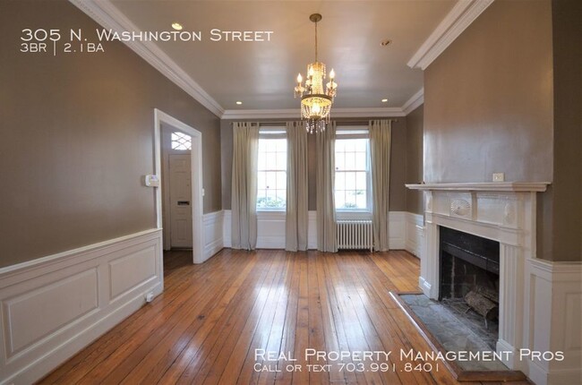 Building Photo - Fabulous Townhouse in Oldtown!