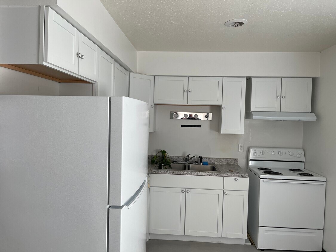 3812-11th-ave-unit-6-rock-island-il-61201-apartments-in-rock-island